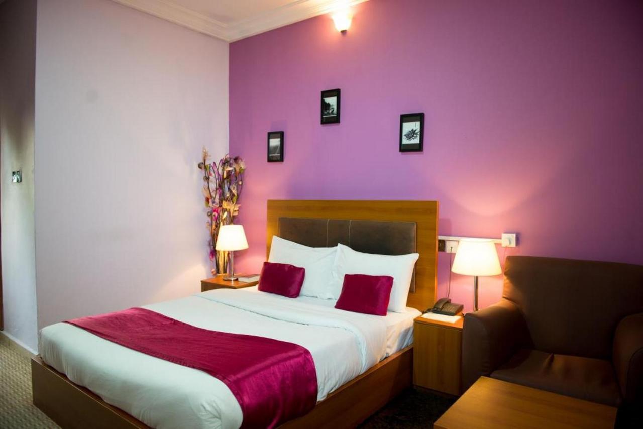 Room In Lodge - Grand Ibro Hotel Abuja Jabi Extérieur photo